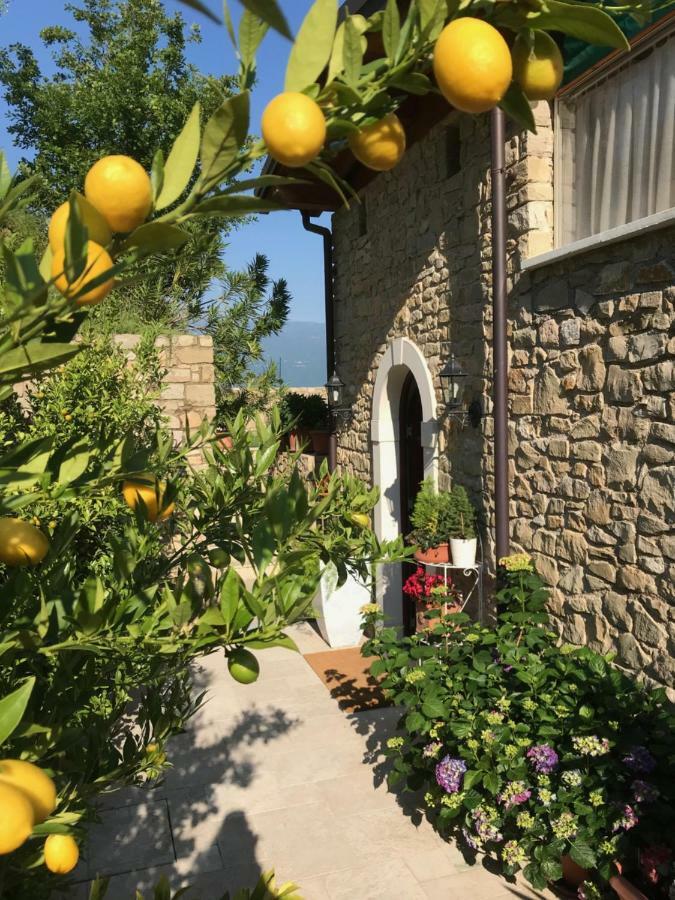La Cascata Negli Ulivi Bed and Breakfast Toscolano Maderno Εξωτερικό φωτογραφία
